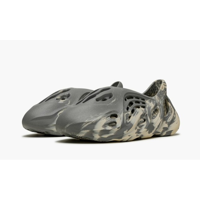Adidas Yeezy Foam Runner Vermillion